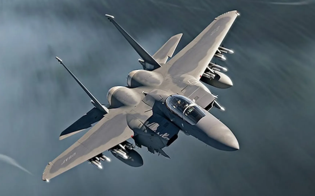 Η Πολωνία εξετάζει την προμήθεια 32 μαχητικών αεροσκαφών F-15EX Eagle II