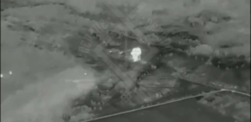 Βίντεο: Ρωσικό TOS έπληξε προπύργια των ουκρανικών δυνάμεων κοντά στη Σινκίβκα