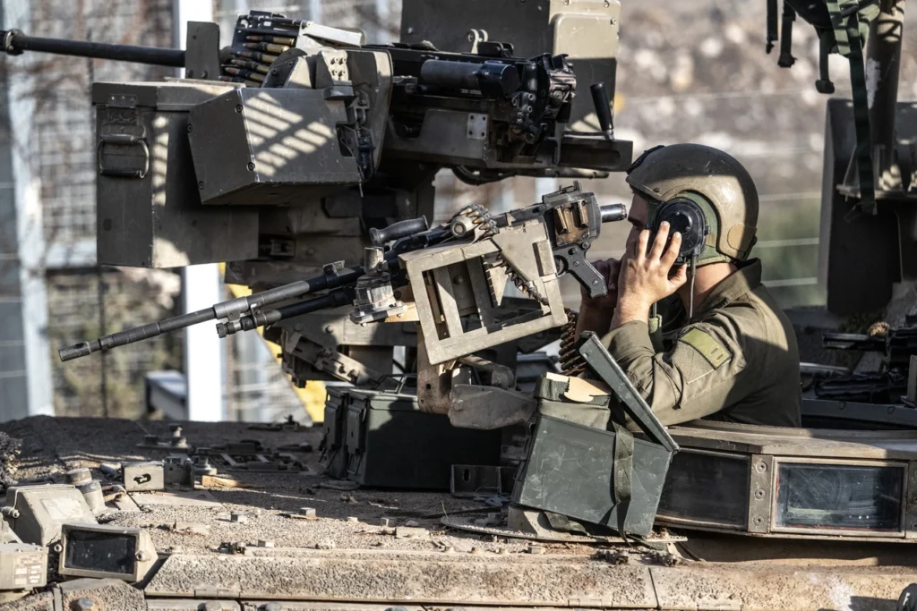 Συρία: Πληροφορίες για πλήγματα του ισραηλινού στρατού στη Δαμασκό – Δυνάμεις του στρατού αναπτύχθηκαν και στην Daraa