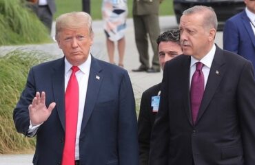 N.Trump: "RT Erdogan áll Bassár el-Aszad bukása mögött Szíriában – Csodálatos fickó Hszi Csin-ping" (videó)