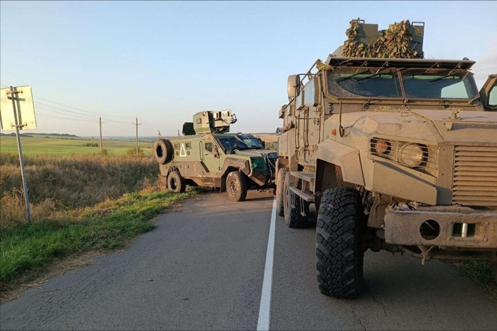 Βίντεο από το εσωτερικό ουκρανικού Roshel Senator την στιγμή που πλήττεται από ρωσικό FPV!