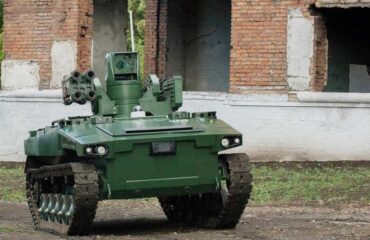 Az UGV "Marker" tömeggyártása az orosz hadsereg számára (videó)