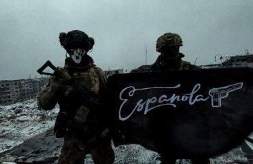 Orosz brigádok mindenhonnan támadják az AFU utolsó erődítményét Chasiv Yarban (videó)