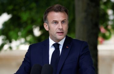 A brit külügyminiszter "kiüríti" Emmanuel Macront: "Nem született megállapodás Franciaországgal egy hónapos tűzszünetről Ukrajnában"