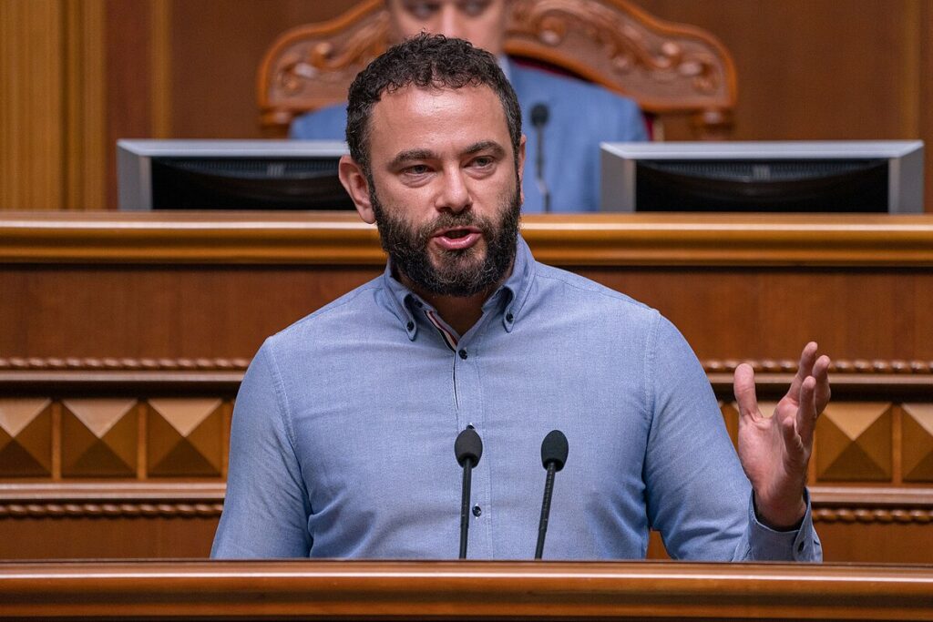 Το καθεστώς Ζελένσκι δικάζει Ουκρανό πολιτικό που αποκάλυψε την δολοφονία του Γκονζάλο Λίρα – Διαμαρτυρία από ΗΠΑ