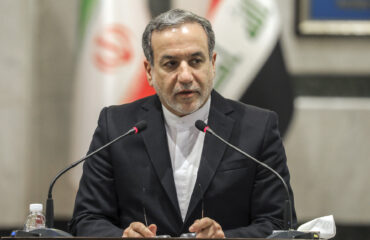 Irán: "Nyitottak vagyunk az Egyesült Államokkal folytatott közvetett tárgyalásokra a nukleáris fegyverekről" - mondta A. Araghci
