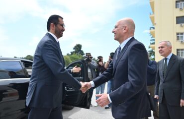 Συνάντηση Ν.Δένδια με τον υπουργό Βιομηχανίας των ΗΑΕ – Στο επίκεντρο η συνεργασία ΕΛΚΑΚ – EDGE