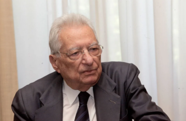 Πέτρος Μολυβιάτης: Πέθανε ο «τελευταίος Έλληνας» που πέρασε από την θέση του Υπουργού Εξωτερικών