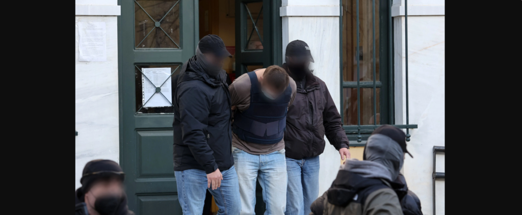 Θεσσαλονίκη: Να δικαστεί στην Ελλάδα ζητά ο 17χρονος Πολωνός που συνελήφθη για τη δολοφονία 16χρονης