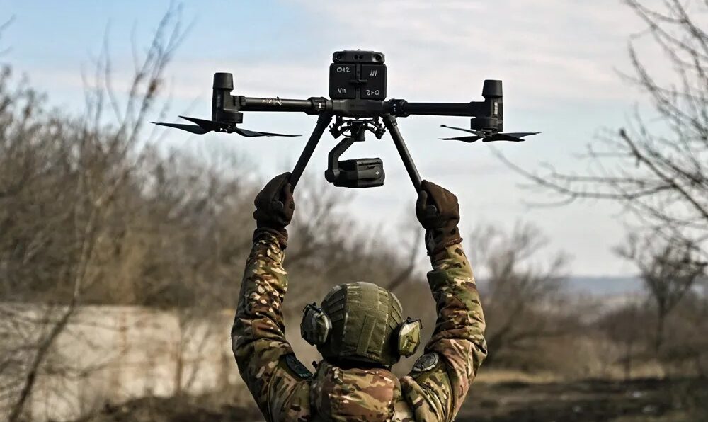 Για πρώτη φορά drones συμμετείχαν στη στρατιωτική παρέλαση της Ρωσίας για την Ημέρα της Νίκης (βίντεο)