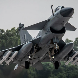 Η κατάρριψη των 3 ινδικών Rafale από J-17 τρομάζει την Ταϊβάν: «Η Κίνα πλέον έχει και ποιότητα εκτός από ποσότητα»