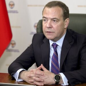 Ν.Μεντβέντεφ: «Οι αποτυχημένες διαπραγματεύσεις για την Ουκρανία μπορεί να οδηγήσουν σε ένα νέο τρομερό πόλεμο»