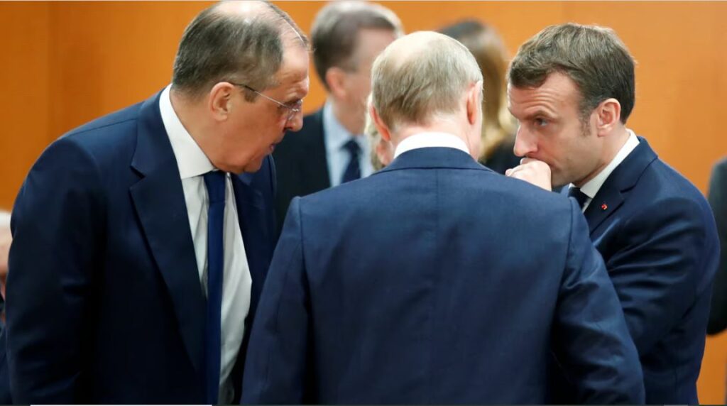 «Χείμαρρος» ο Σ.Λαβρόφ κατά της Γαλλίας: «Αυτοί κατευθύνουν την Ουκρανία – Ο Μακρόν βράζει από μίσος για τη Ρωσία»