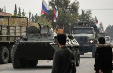 Συρία: Ένοπλοι επιτέθηκαν στη ρωσική αεροπορική βάση Χμέιμιμ (βίντεο)
