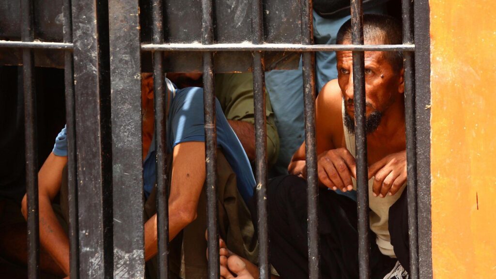 Μαζική απόδραση 200 κρατουμένων μετά από σεισμό στο νότιο Πακιστάν