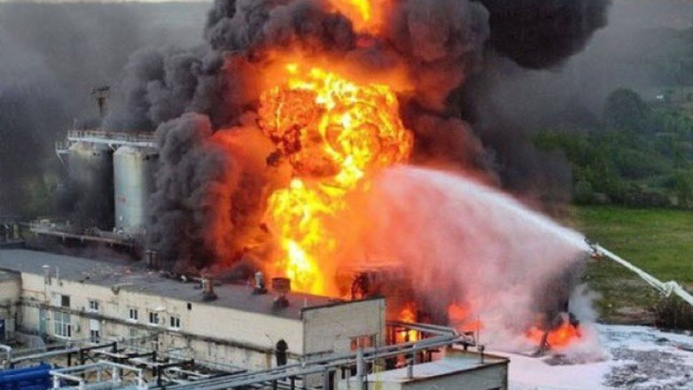 Οι Ουκρανοί χτύπησαν με drone εργοστάσιο χημικών προϊόντων στην Τούλα
