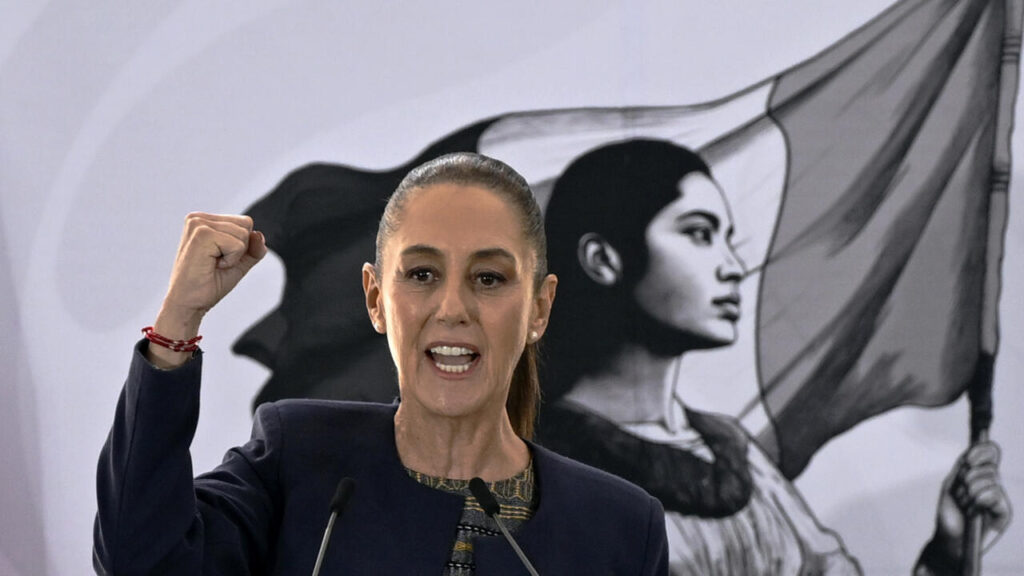 Η πρόεδρος του Μεξικού Κλαούντια Σέινμπαουμ απειλεί με «επιστράτευση» και πόλεμο τις ΗΠΑ!