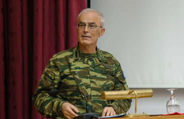 Επίτιμος Αρχηγός ΓΕΣ Γ.Καμπάς για Μέση Ανατολή: «Φοβάμαι έναν πυρηνικό πόλεμο»