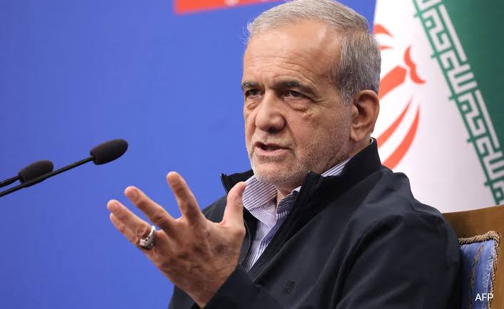 Μ.Πεζεσκιάν: «Όσοι νομίζουν ότι το Ιράν έχει σταματήσει το πυρηνικό του πρόγραμμα ζουν σε αυταπάτη»