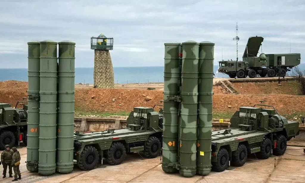 Η Ινδια παίρνει τους ρωσικούς S-500 για να κλείσει τον ουρανό από τον πακιστανικό συνδυασμό J-10/PL-15