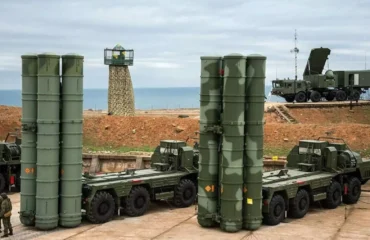 Η Ινδια παίρνει τους ρωσικούς S-500 για να κλείσει τον ουρανό από τον πακιστανικό συνδυασμό J-10/PL-15