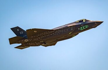 «Πόλεμος» ΗΠΑ-Ισπανίας για ακύρωση αγοράς F-35 ύψους 6,25 δισ. € – Ν.Τραμπ: «Θα σας “πεθάνω” στους δασμούς» (upd)