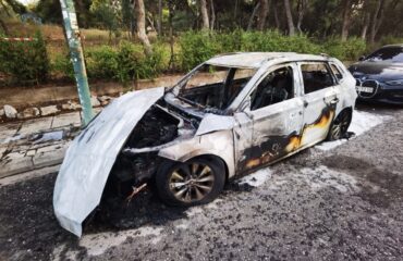Φωτιά στην Πάτρα: Κάηκαν ολοσχερώς πάνω από 550 αυτοκίνητα