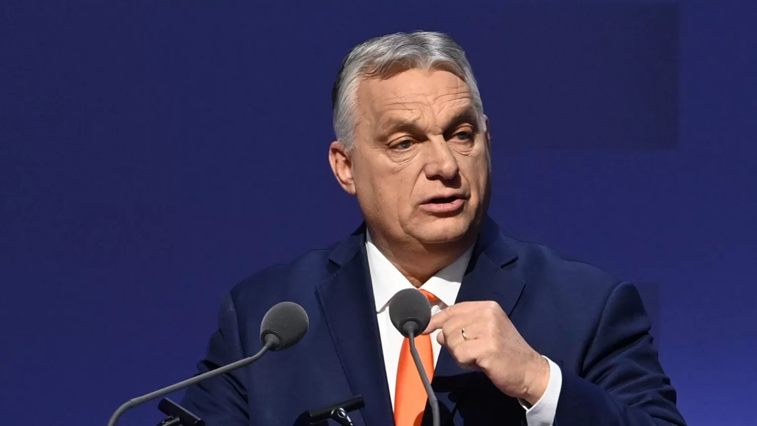 SVR: «Η ΕΕ θέλει να ανατρέψει τον Ούγγρο πρωθυπουργό Β.Όρμπαν μέχρι την άνοιξη επειδή ασκεί ανεξάρτητη πολιτική»