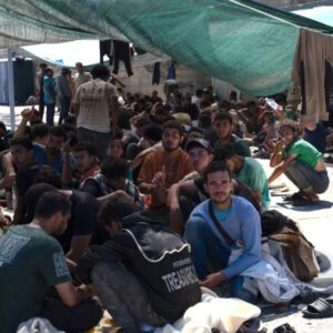Νέες καραβιές παράνομων μεταναστών: Εντοπίστηκαν 165 άτομα ανοιχτά της Καλαμάτας και της Γαύδου