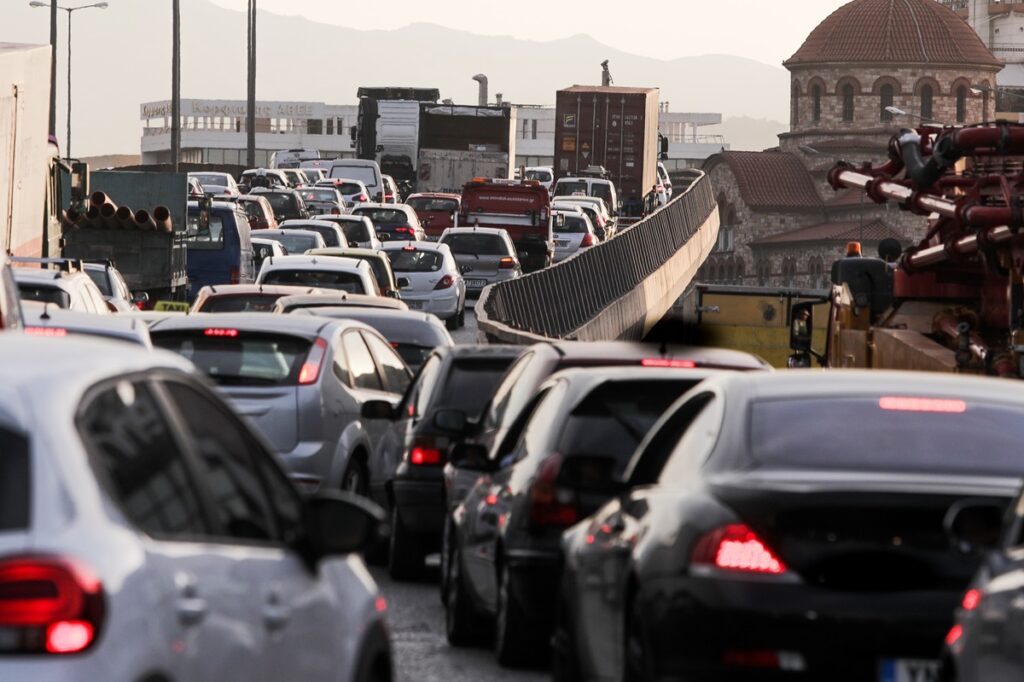 Έρχεται «τσουνάμι» από πρόστιμα για 350.000 ιδιοκτήτες οχημάτων