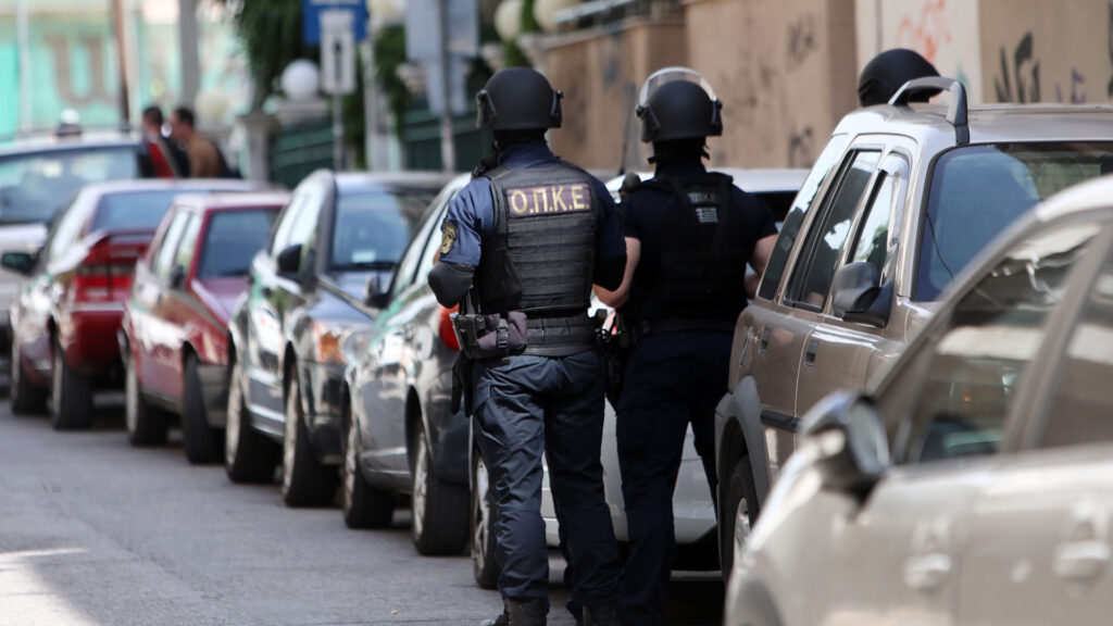 Στα «χέρια» της ΕΛ.ΑΣ χειρόγραφες σημειώσεις Τούρκων μαφιόζων που ζούσαν στην Ελλάδα: Tι αποκαλύπτουν