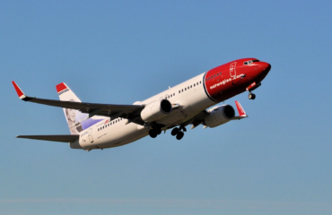 Τρόμος για 181 επιβάτες αεροσκάφους της Norwegian στη Σουηδία: Εξερράγη ο τροχός κατά την απογείωση
