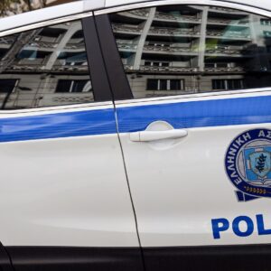 Ηράκλειο: Μητέρα δύο ανήλικων παιδιών επιχείρησε να πέσει από το μπαλκόνι ξενοδοχείου