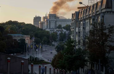 Τα ρωσικά drones έπληξαν το γραφείο του Ουκρανού πρωθυπουργού