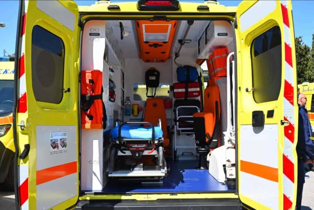 Θανατηφόρο τροχαίο στην Ίο: Νεκρός ένας 29χρονος μετά από ανατροπή της μηχανής που οδηγούσε