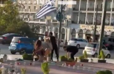 Αθήνα: Λοχίας των ΙDF o 29χρονος Ισραηλινός που συνεπλάκη με Παλαιστίνιους στο Σύνταγμα