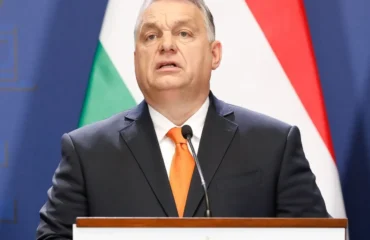Β.Όρμπαν για τα όσα είπε η Ούρσουλα φον ντερ Λάιεν περί πολέμου με Ρωσία: «Δεν σας εξουσιοδοτήσαμε»