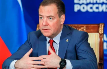 N. Medvegyev: „Zelenszkijnek és az amerikaiaknak tudniuk kell, hogy nincs védelem az orosz fegyverekkel szemben”