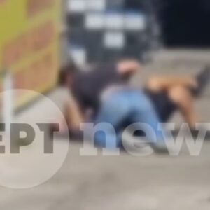 Άγριο ξύλο μεταξύ οδηγών στη Νέα Χαλκηδόνα για ένα φανάρι: Έδωσαν… ραντεβού σε πεζοδρόμιο