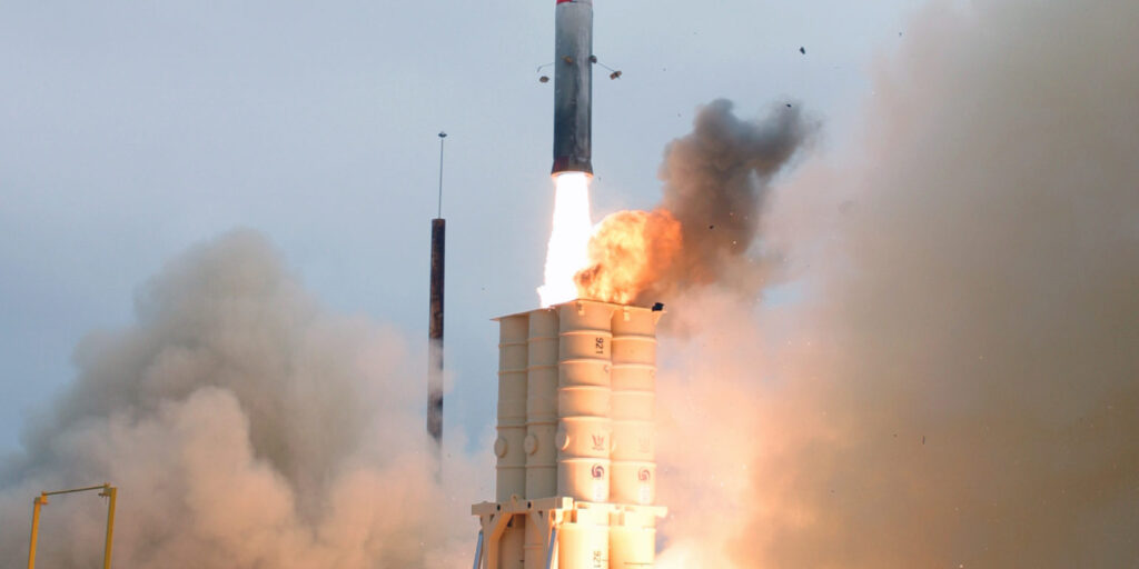 Πώς τα μη πυρηνικά βαλλιστικά όπλα κάνουν πιο εύκολο τον πόλεμο: Θα εφοδιαστούν οι Χούθι με αντιπλοϊκά P-800;