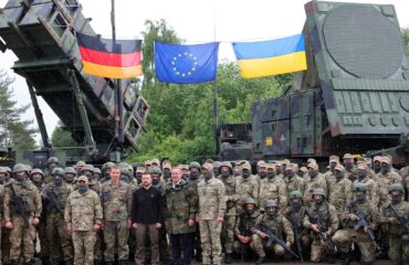Az ukránbarát propaganda jól tartja magát: Miért kérik a berlini polgárokat, hogy fogjanak fegyvert az oroszok ellen?