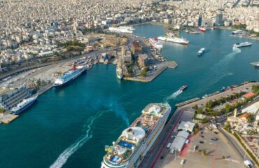 Επιχείρηση «έξοδος» της COSCO από τον Πειραιά είναι σε εξέλιξη από την ΕΕ