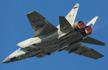 Ρωσία: Συντριβή μαχητικού αεροσκάφους MiG-31 – Το πλήρωμα εγκατέλειψε έγκαιρα το αεροσκάφος