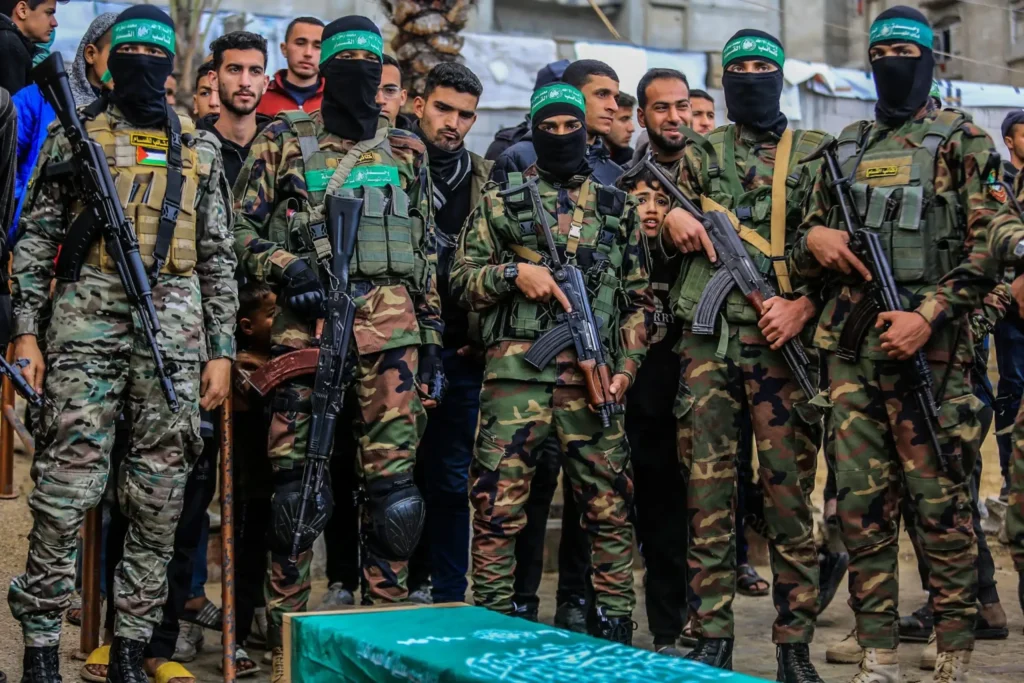 Παλαιστίνιοι εκτελούν εν ψυχρώ στην απελευθερωμένη Γάζα πληροφοριοδότες των Ισραηλινών