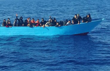 Νέες αφίξεις παράτυπων μεταναστών – Πού εντοπίστηκαν οι 110 παράνομα εισερχόμενοι αλλοδαποί