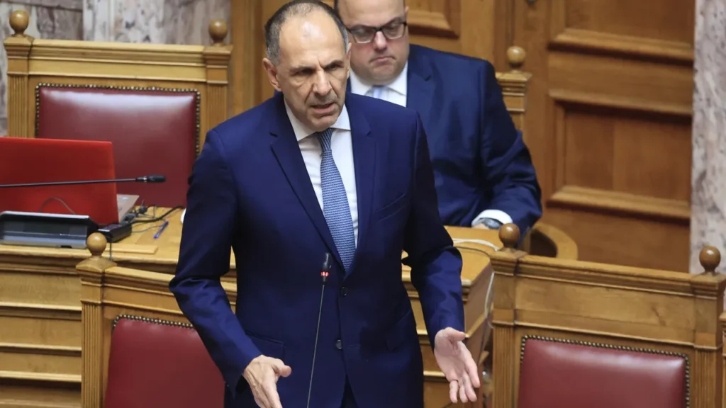 Στο Λονδίνο ο Γ.Γεραπετρίτης: Θα συμμετέχει στη Σύνοδο Κορυφής της Διαδικασίας του Βερολίνου για τα Δυτικά Βαλκάνια