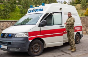 Λβιβ: Ουκρανός στρατιώτης και η σύζυγός του ξυλοκοπήθηκαν άγρια από εκνευρισμένους γείτονες (βίντεο)