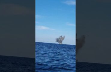 Βίντεο: Οι Ρουμάνοι κατέστρεψαν ουκρανικό θαλάσσιο drone που είχε παραβιάσει τα χωρικά τους ύδατα