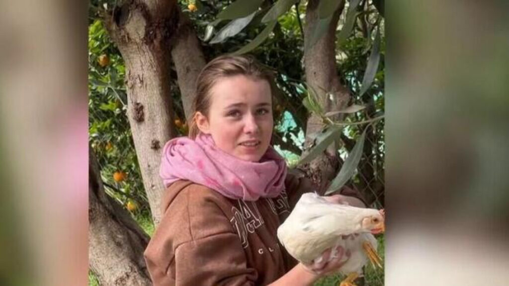 Άκαρπες οι έρευνες για τη 16χρονη Λόρα: Στο «τραπέζι» το ενδεχόμενο να ταξίδεψε με τα στοιχεία της μητέρας της