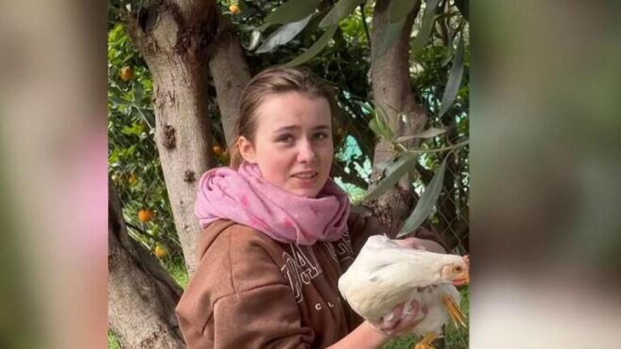 Άκαρπες οι έρευνες για τη 16χρονη Λόρα: Στο «τραπέζι» το ενδεχόμενο να ταξίδεψε με τα στοιχεία της μητέρας της